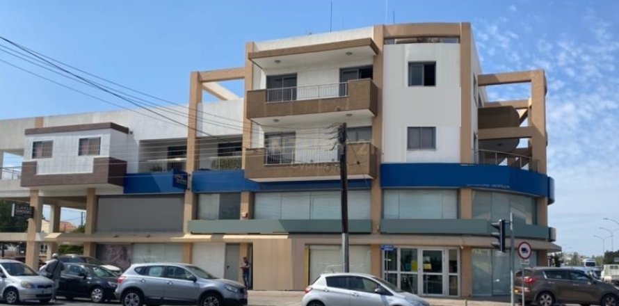 430m2 Bureau à Lakatamia, Nicosia,  No. 54060