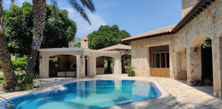 5 chambres Villa à Ypsonas, Limassol,  No. 54057