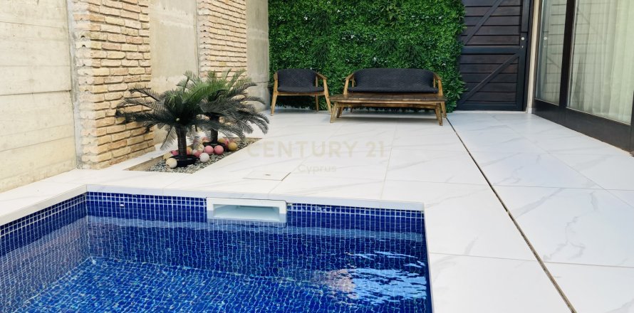 4 bedrooms Villa in Chryseleousa, Strovolos, Nicosia, No. 54056