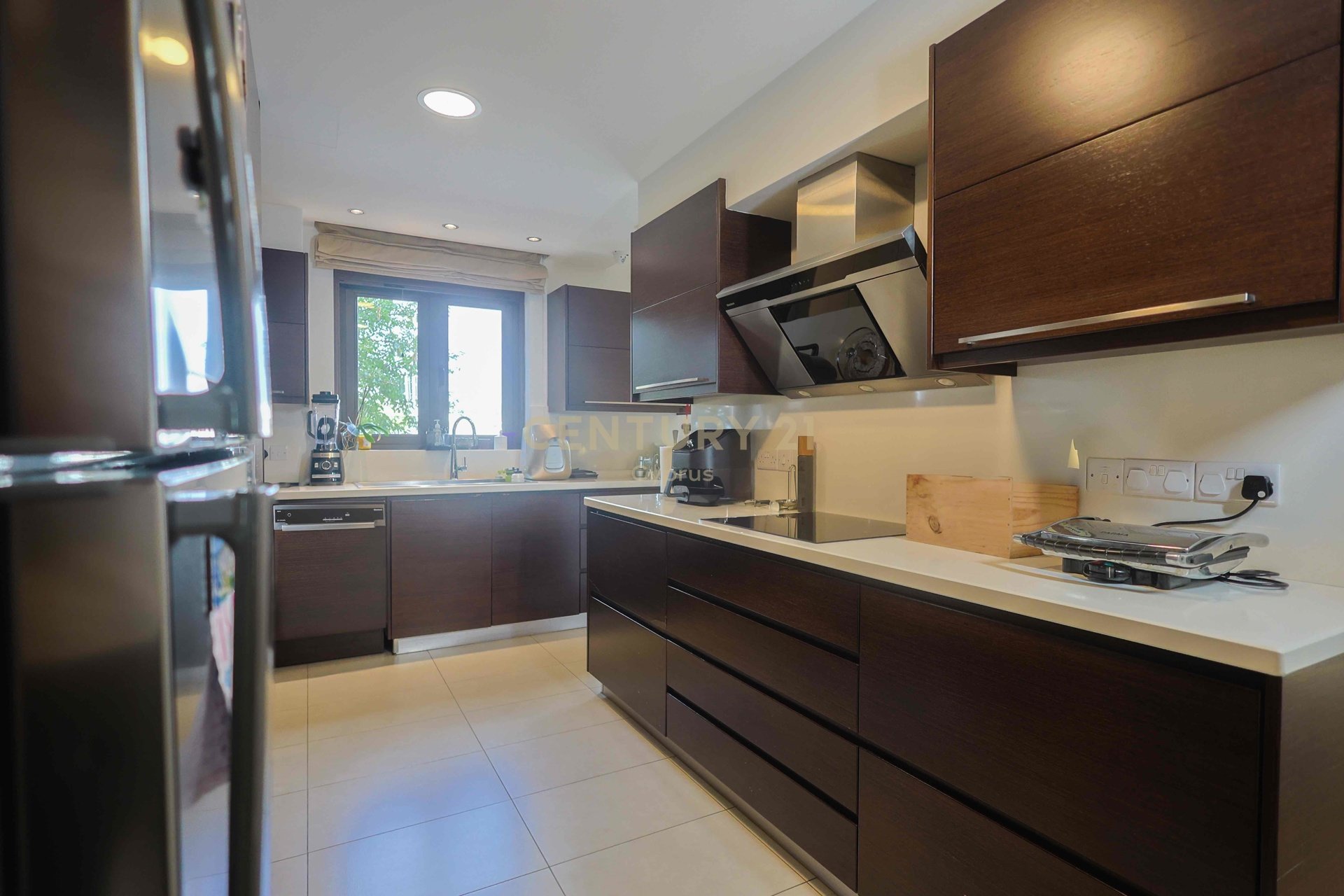 4 bedrooms Villa in Larnaca, Larnaka, Cyprus No. 54055