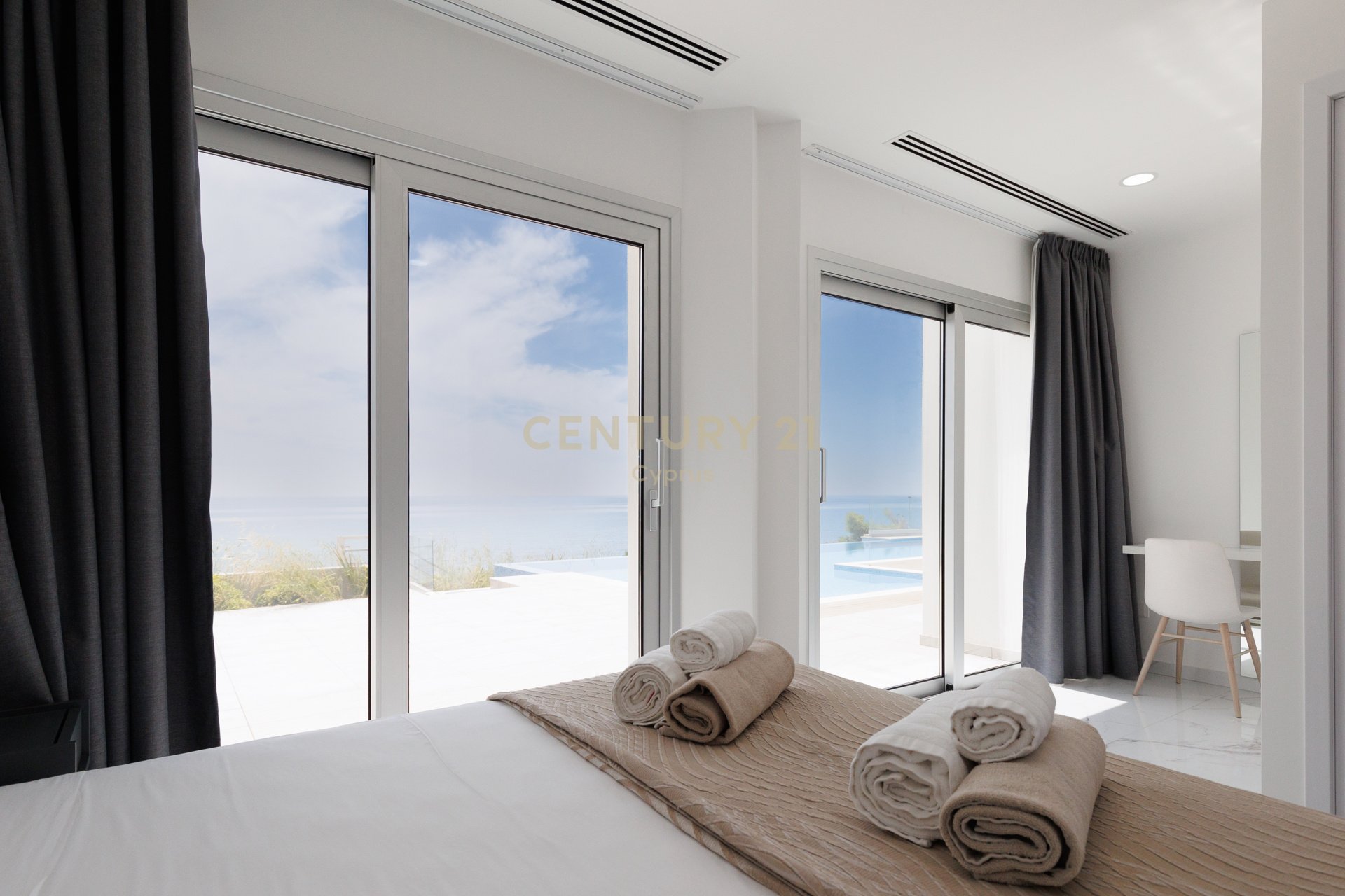 5 bedrooms Villa in Agios Theodoros, Limassol, Cyprus No. 56122