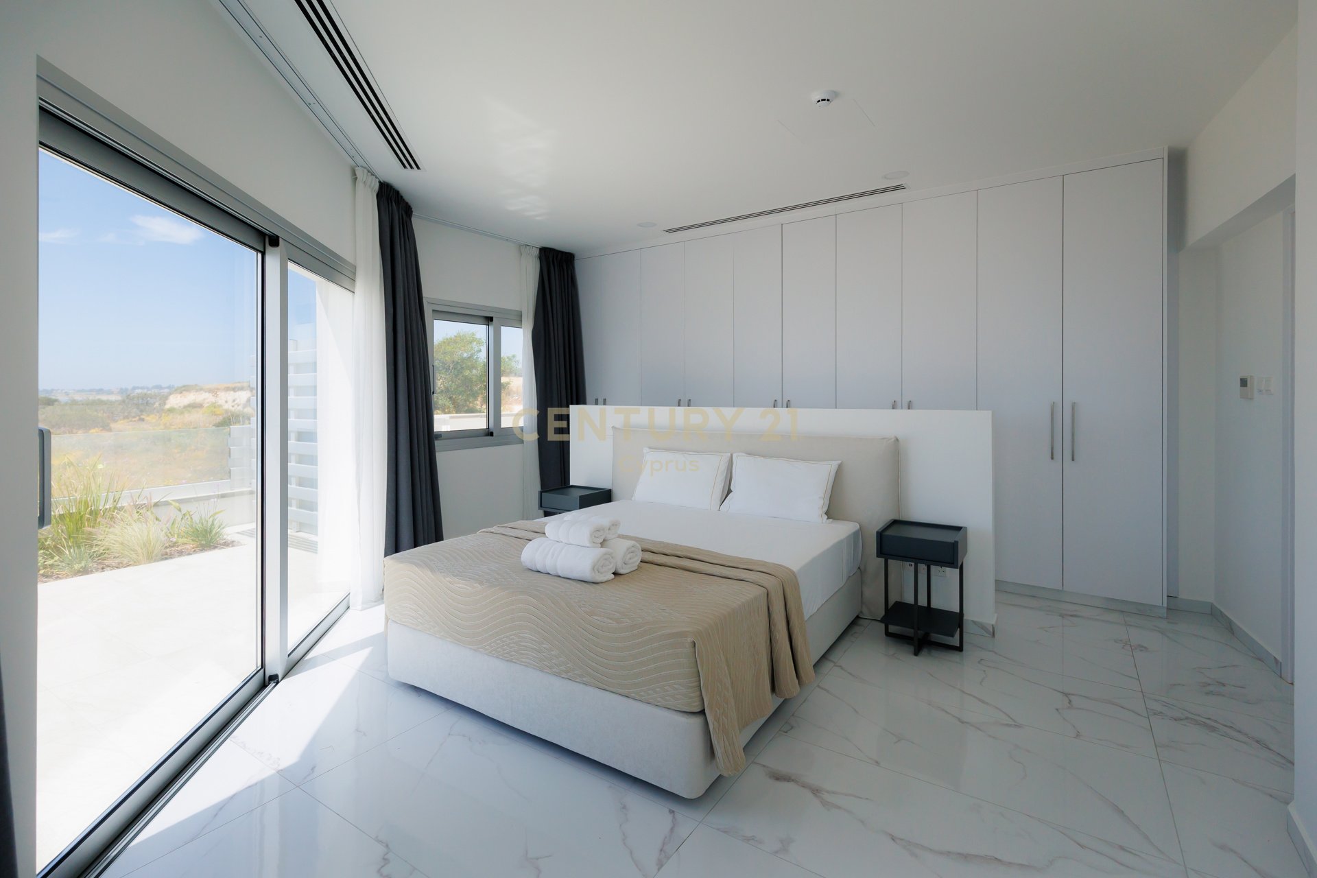 5 bedrooms Villa in Agios Theodoros, Limassol, Cyprus No. 56122