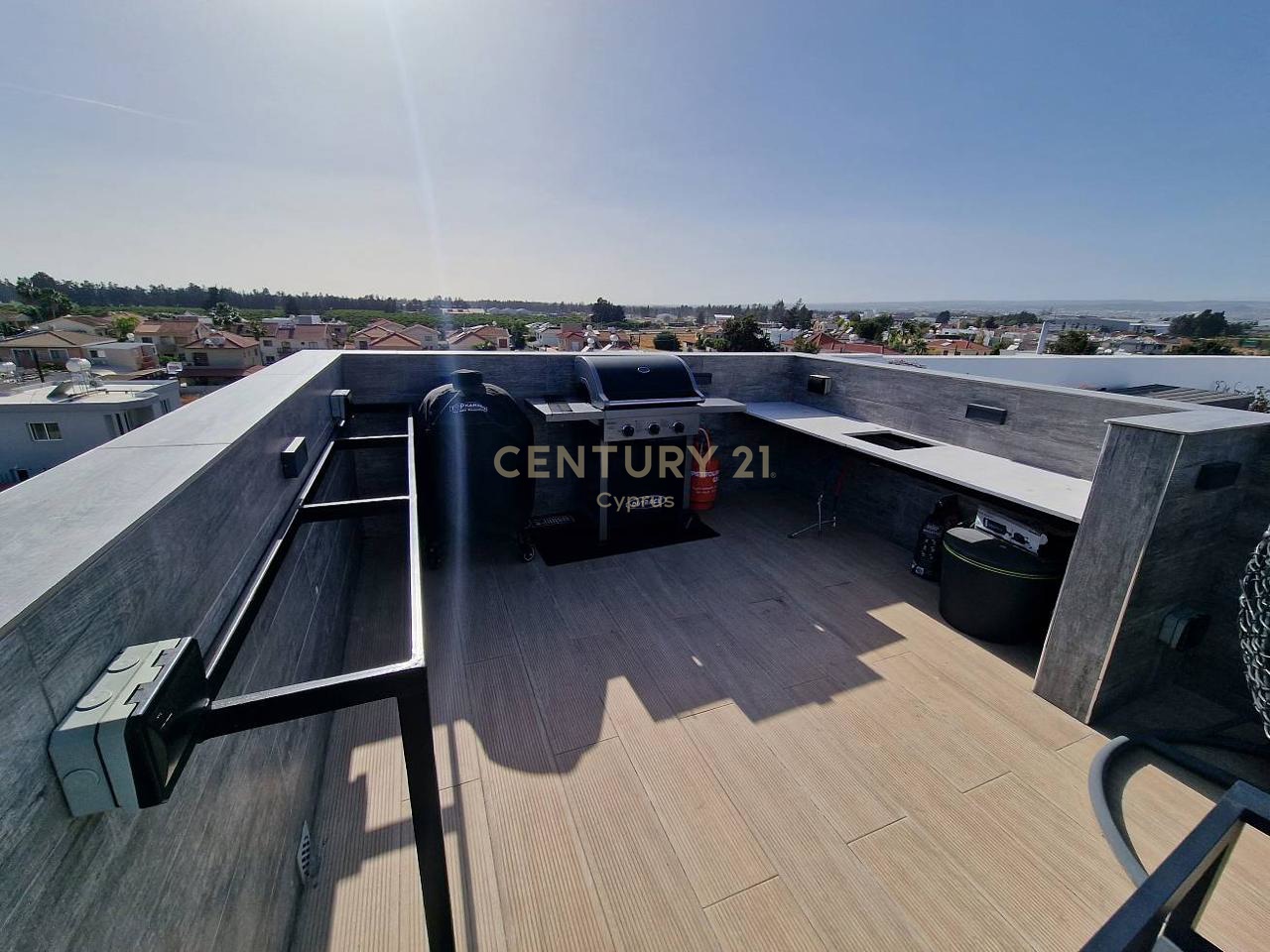 3 bedrooms Penthouse in Zakaki, Limassol, Cyprus No. 35868