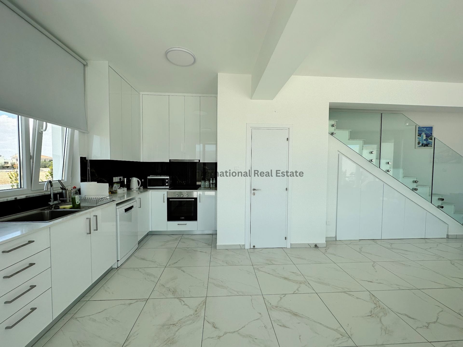 3 bedrooms Villa in Larnaka, Cyprus No. 8529