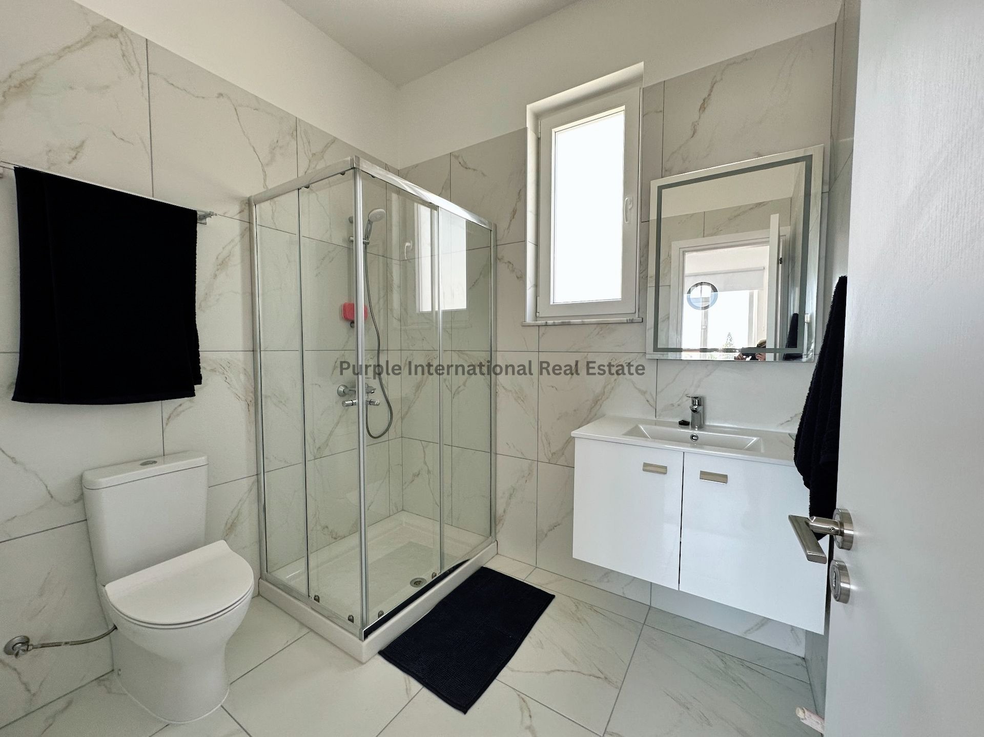 3 bedrooms Villa in Larnaka, Cyprus No. 8529