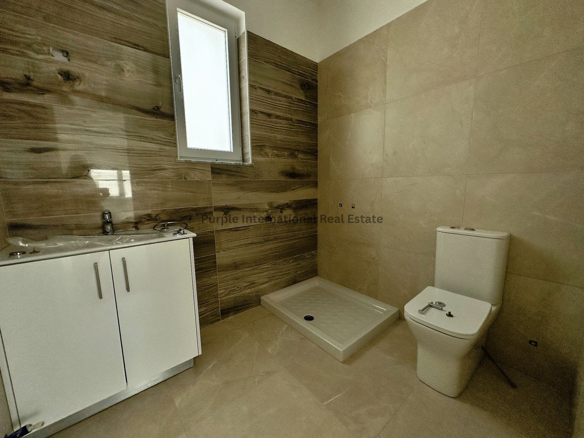 3 bedrooms Villa in Larnaka, Cyprus No. 8529