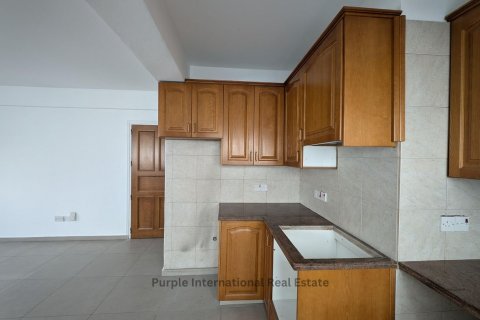 Магазин 80м2 в Лакатамия, Никосия, Кипр № 37218 18