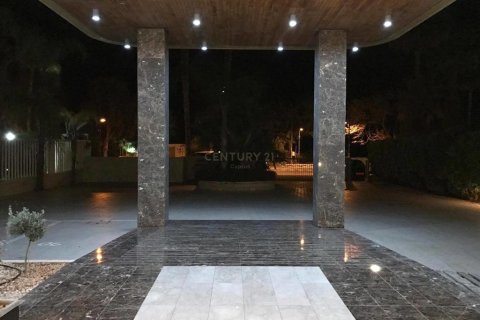 2 dormitorios Apartamento en Agios Tychonas, Limassol,  No. 34902 4