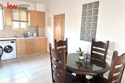 2 bedrooms Apartment in Larnaca, Larnaka,  No. 40621 6