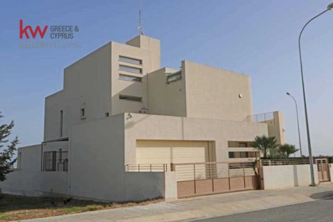 7 bedrooms Villa in Liopetri, Ammochostos,  No. 40626