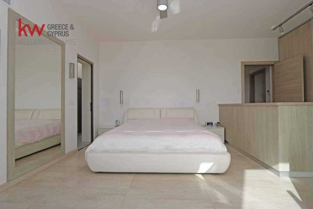 7 bedrooms Villa in Liopetri, Ammochostos, Cyprus No. 40626