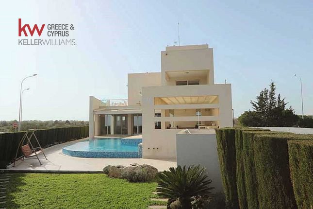 7 bedrooms Villa in Liopetri, Ammochostos, Cyprus No. 40626