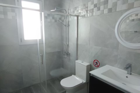 2 bedrooms Apartment in Livadia, Larnaka,  No. 40627 8