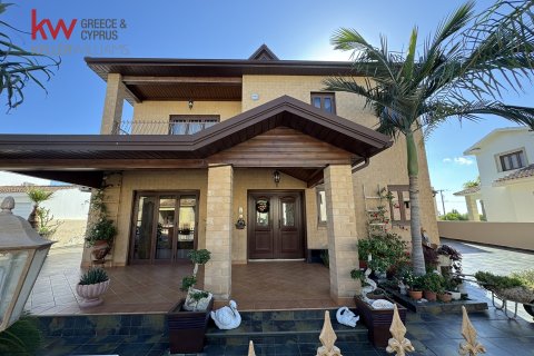 5 bedrooms Townhouse in Alethriko, Larnaka,  No. 40625