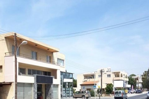 240m2 Building in Kato Paphos, Paphos, Cyprus No. 26132
