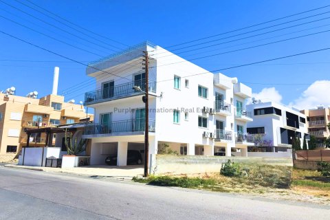 2 dormitorios Local comercial en Kato Paphos, Paphos,  No. 54794