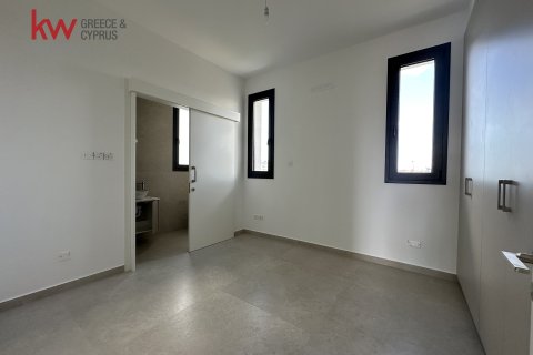 2 bedrooms Apartment in Larnaca, Larnaka,  No. 39489 9