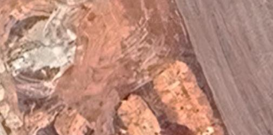 527m2 Land in Latsia, Nicosia,  No. 39485