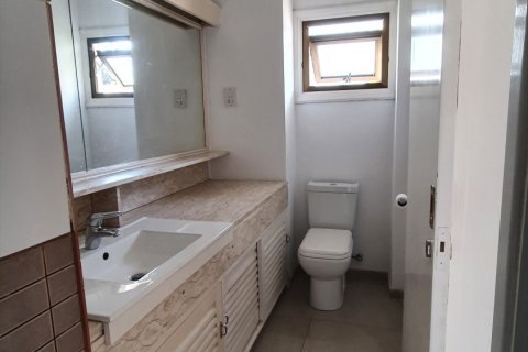 4 bedrooms Apartment in Nicosia,  No. 39486 8