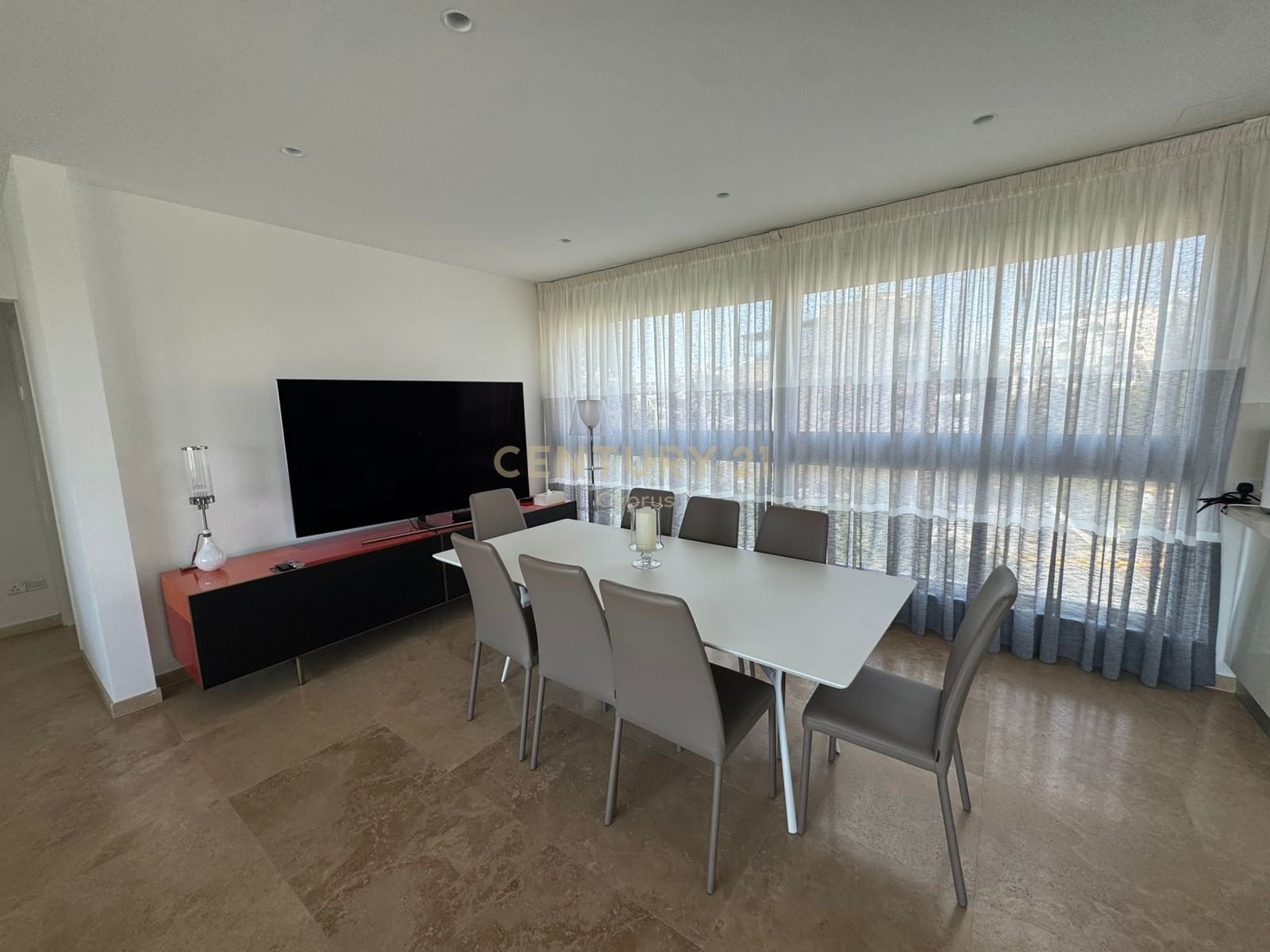 112m2 Oficina en Agios Tychonas, Limassol, Chipre No. 53896