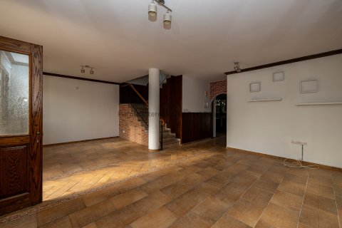 4 bedrooms Villa in Aradippou, Larnaka,  No. 51199 17