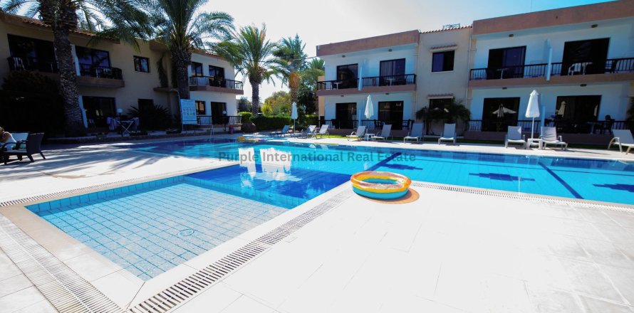 2000m2 Hotel in Kissonerga, Paphos, No. 35366