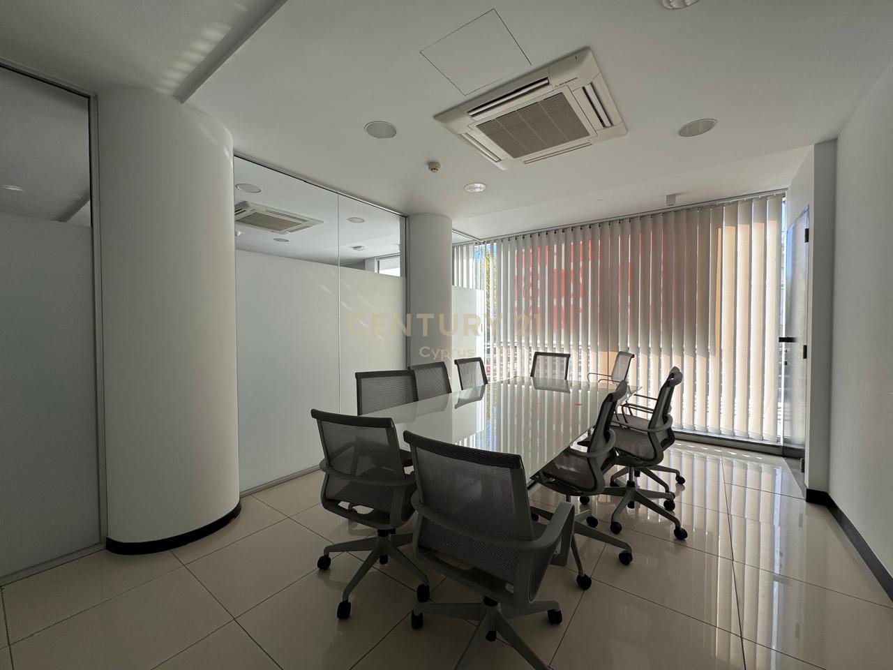 326m2 Bureau à Mesa Geitonia, Limassol, Chypre No. 53641