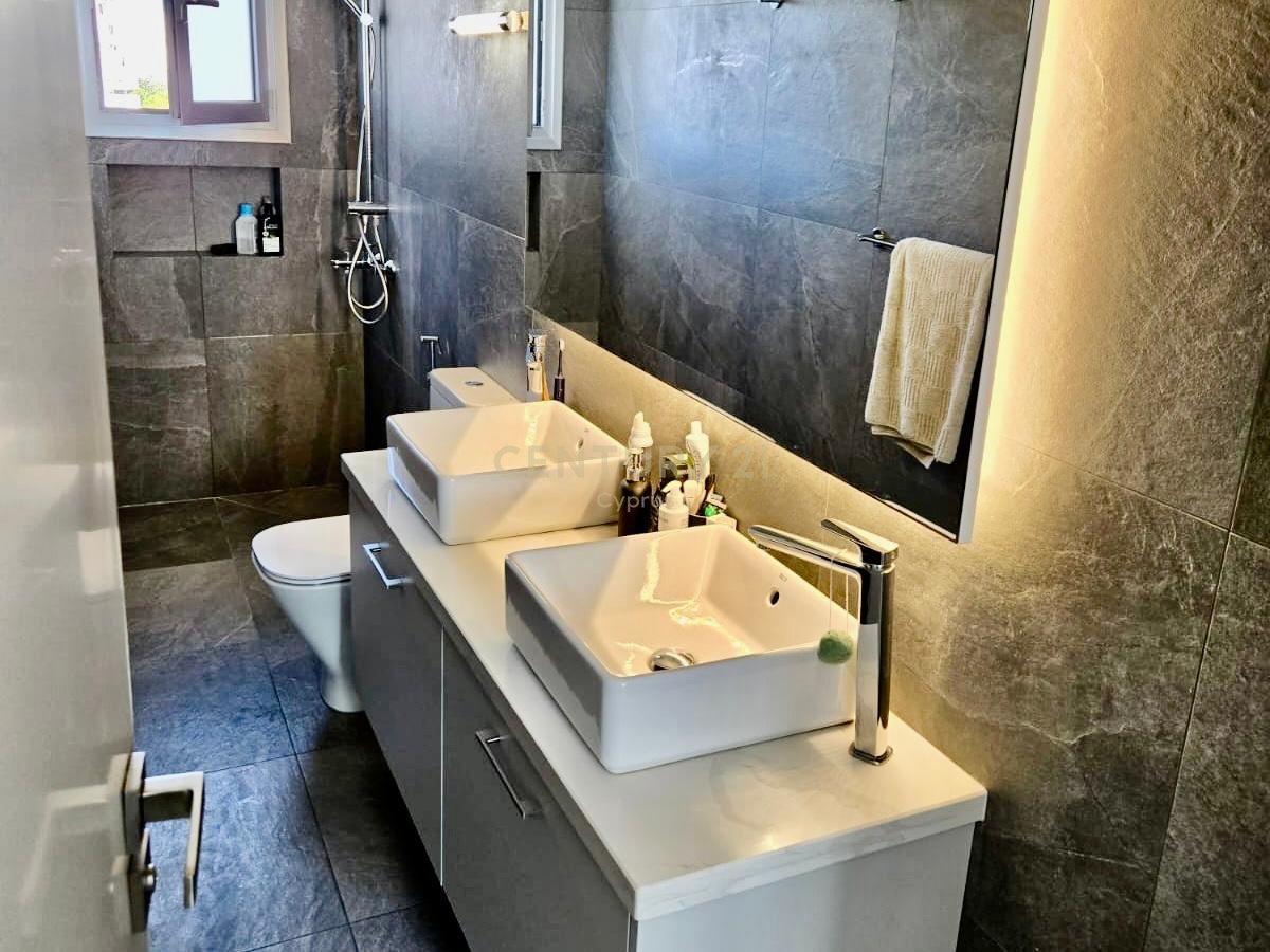 7 chambres Villa à Ypsonas, Limassol, Chypre No. 53646