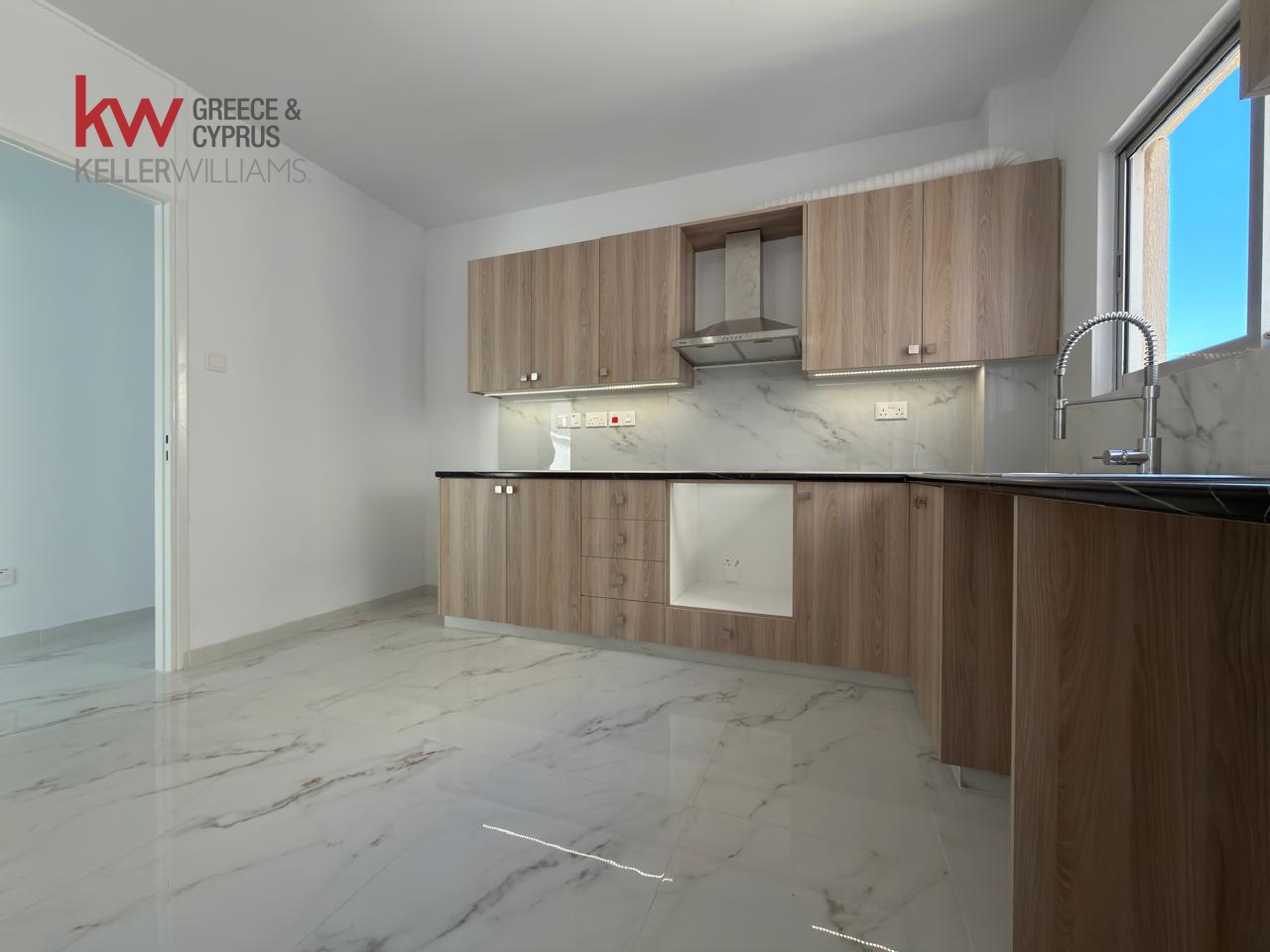 3 bedrooms Apartment in Agios Dimitrios, Limassol, Cyprus No. 39882
