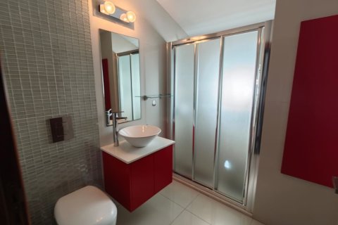 4 bedrooms Townhouse in Larnaka,  No. 39880 22