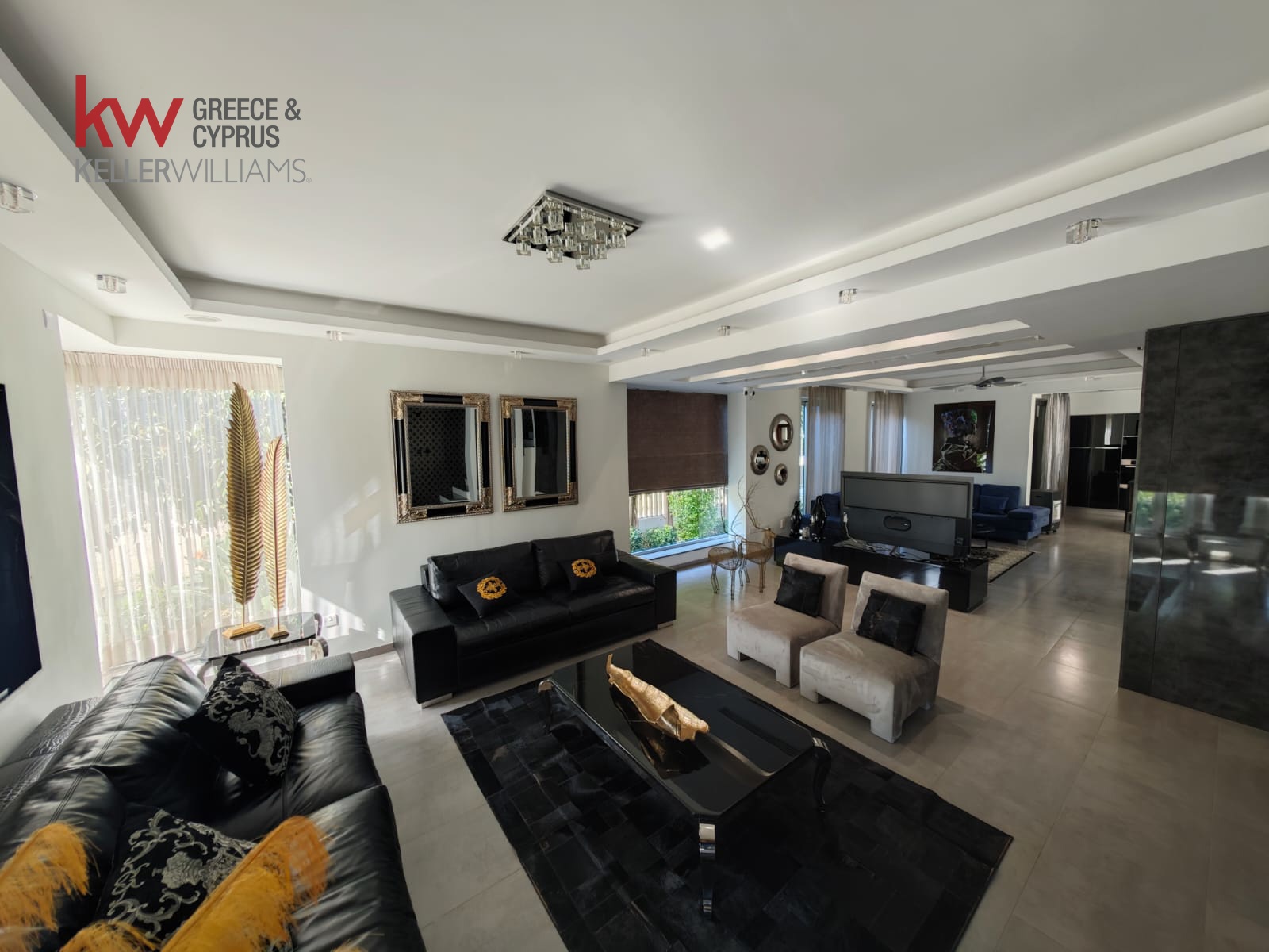 4 bedrooms Townhouse in Larnaka, Cyprus No. 39880