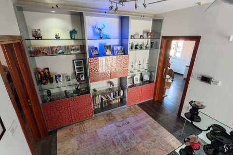 4 bedrooms Townhouse in Larnaka,  No. 39880 18