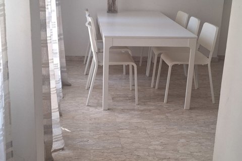 3 bedrooms Apartment in Larnaca, Larnaka,  No. 39482 6