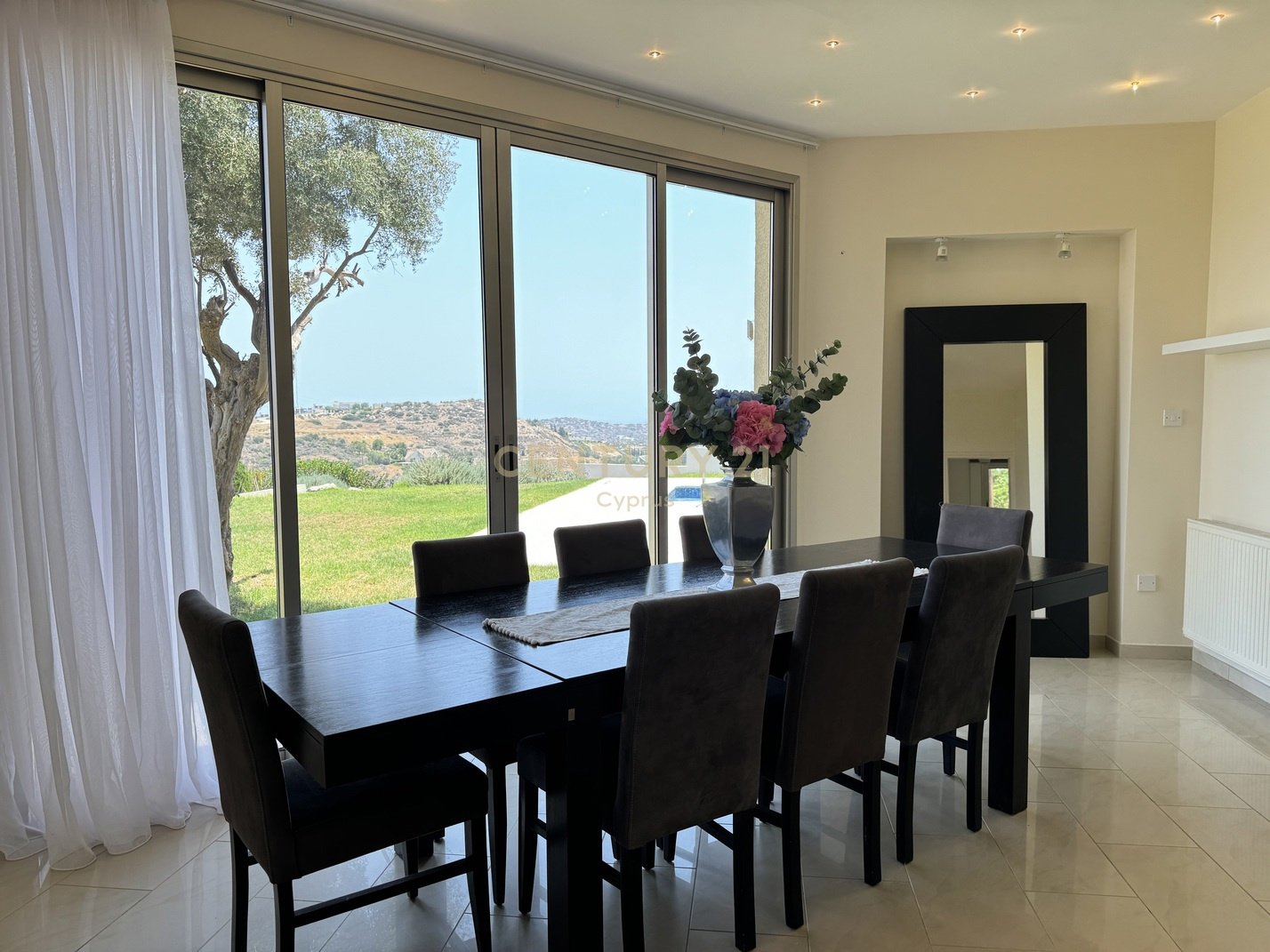 4 bedrooms Villa in Parekklisia, Limassol, Cyprus No. 54271