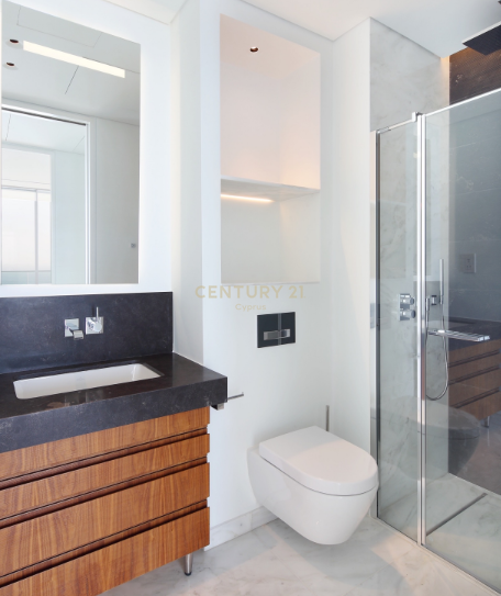 2 bedrooms Apartment in Limassol, Cyprus No. 54275
