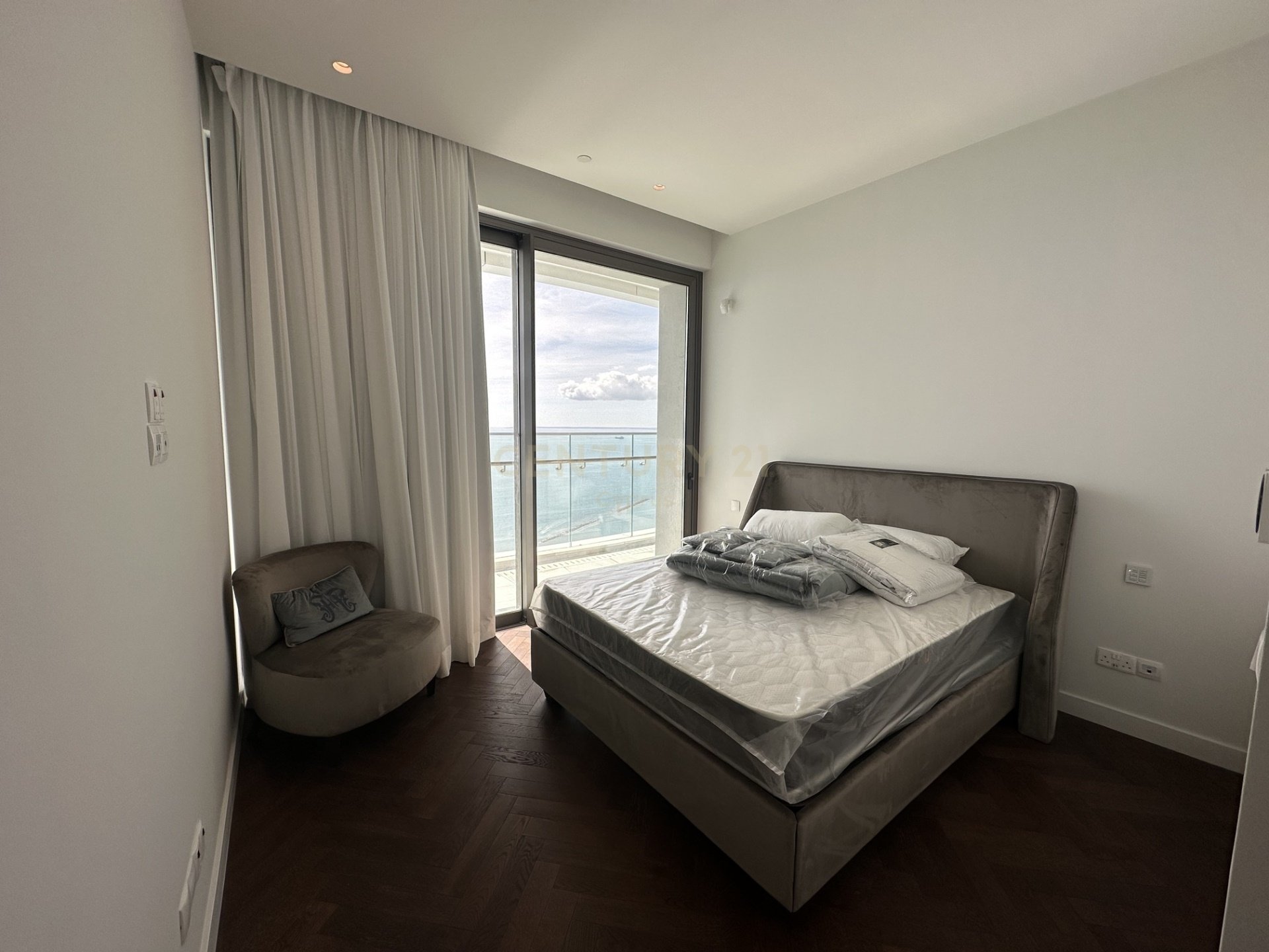 4 dormitorios Apartamento en Germasogeia, Limassol, Chipre No. 56132