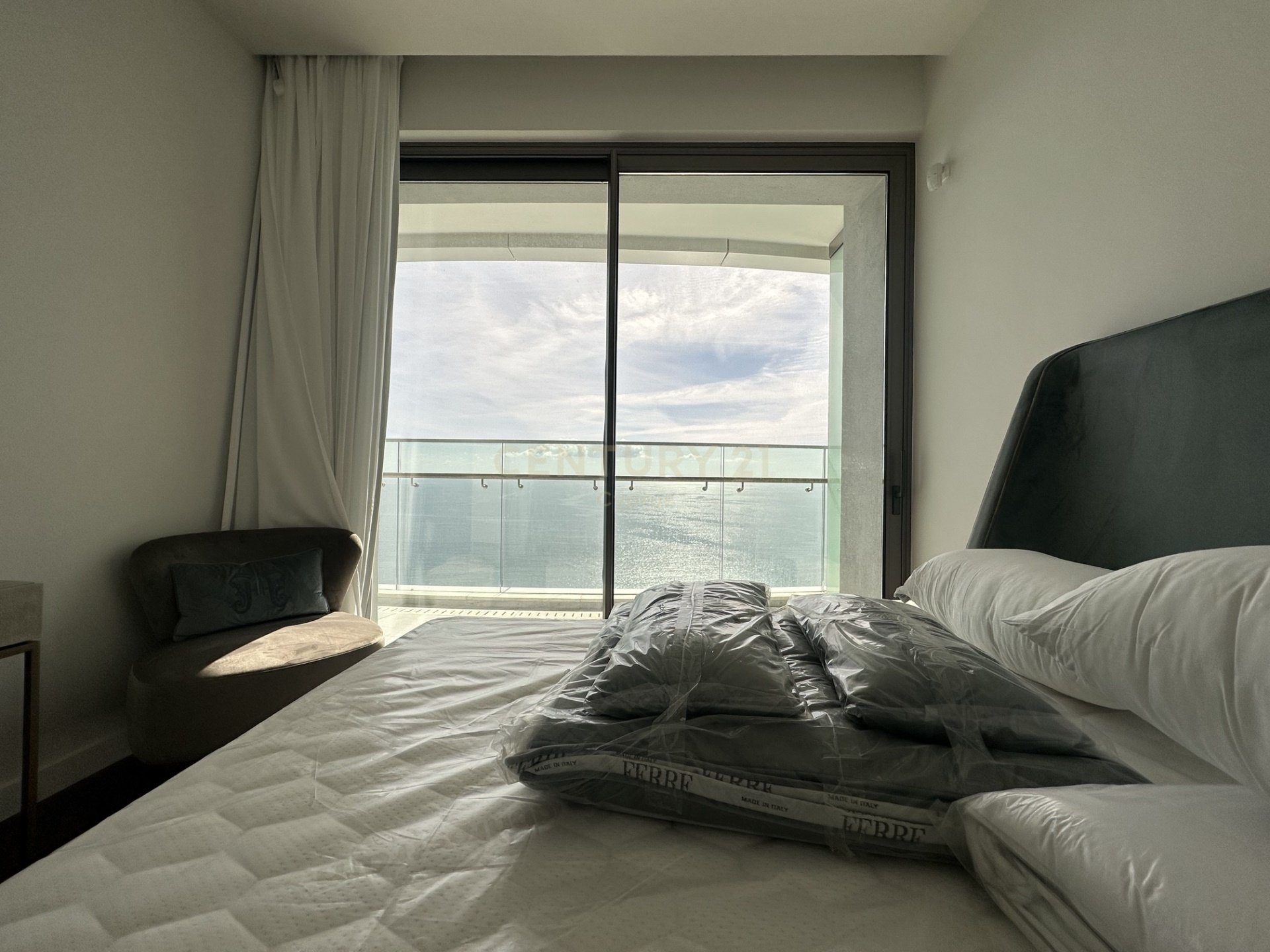 4 dormitorios Apartamento en Germasogeia, Limassol, Chipre No. 56132