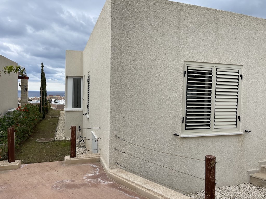 3 bedrooms Bungalow in Paphos, Cyprus No. 35938