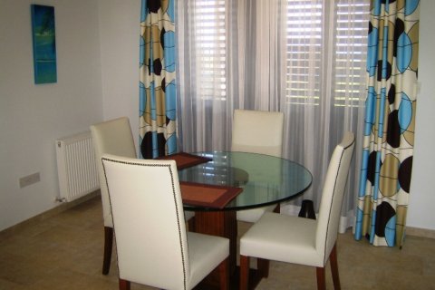 3 bedrooms Villa in Paphos,  No. 38215 7