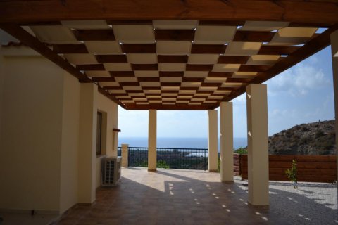 3 bedrooms Villa in Paphos,  No. 38219 12