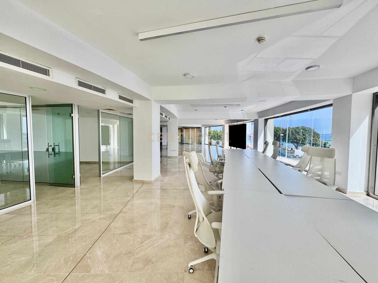 717m2 Oficina en Limassol, Chipre No. 53797