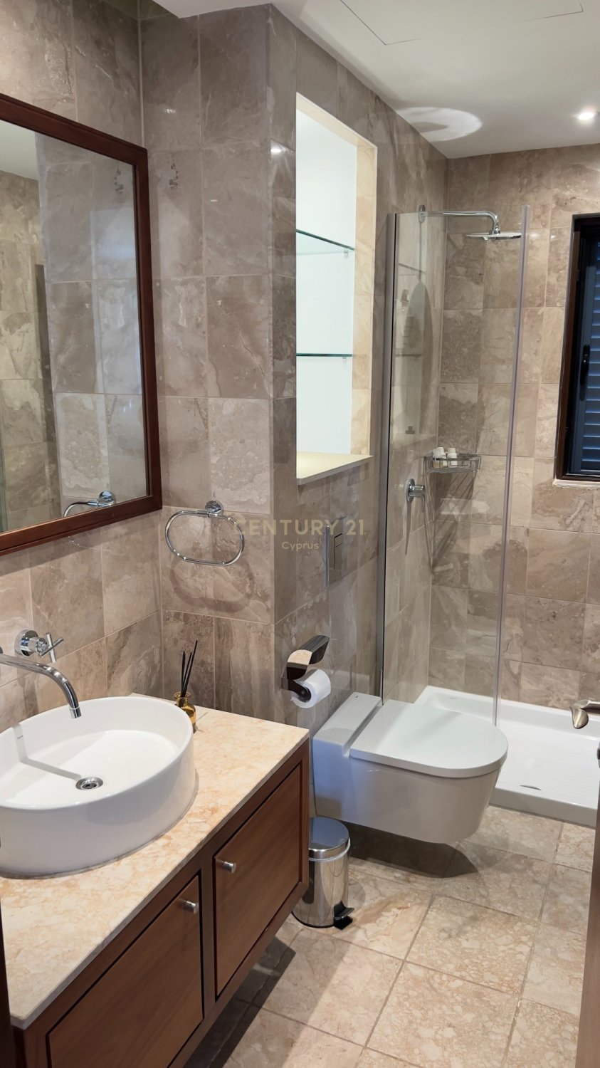 2 bedrooms Apartment in Agios Tychonas, Limassol, Cyprus No. 53799