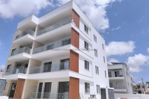 Квартира с 2 спальнями в Пафос, Кипр № 36900 1