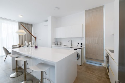 4 chambres Villa à Coral Bay, Pegeia, Paphos,  No. 47161 10