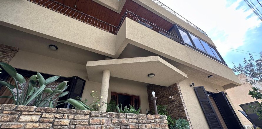 7 chambres Villa à Limassol,  No. 46974
