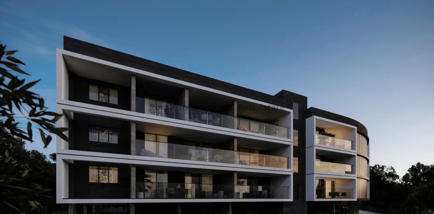 4 dormitorios Apartamento en Paphos,  No. 35152