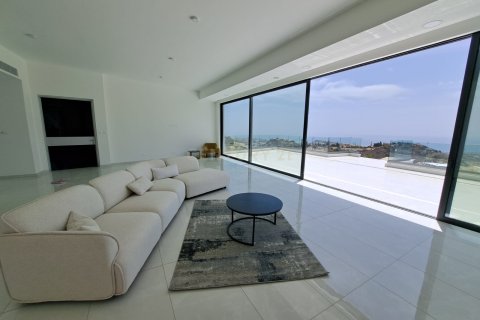 7 bedrooms Villa in Agios Tychonas, Limassol,  No. 5905 4