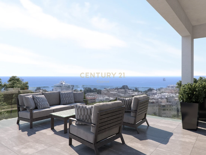 3 bedrooms Penthouse in Germasogeia, Limassol, Cyprus No. 5901