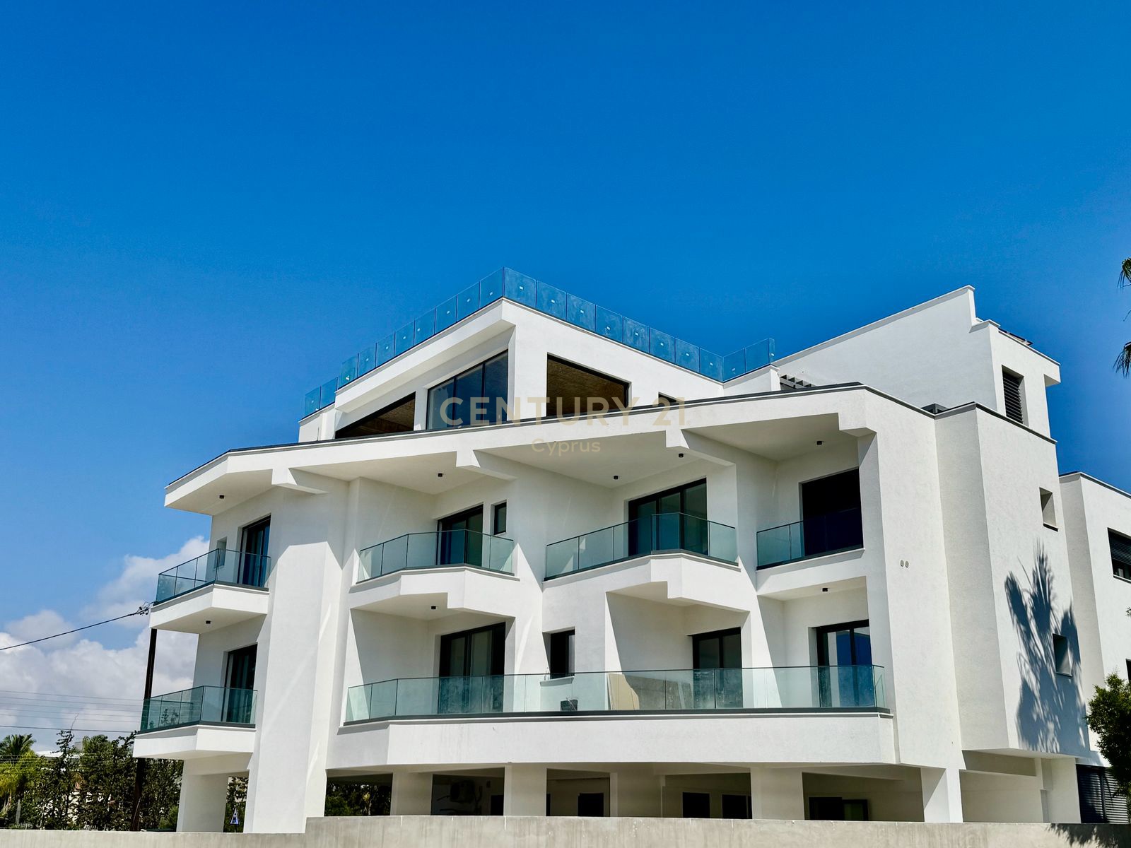 3 bedrooms Penthouse in Germasogeia, Limassol, Cyprus No. 5901