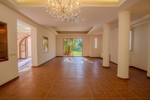 5 bedrooms Villa in Ypsonas, Limassol,  No. 41009 8